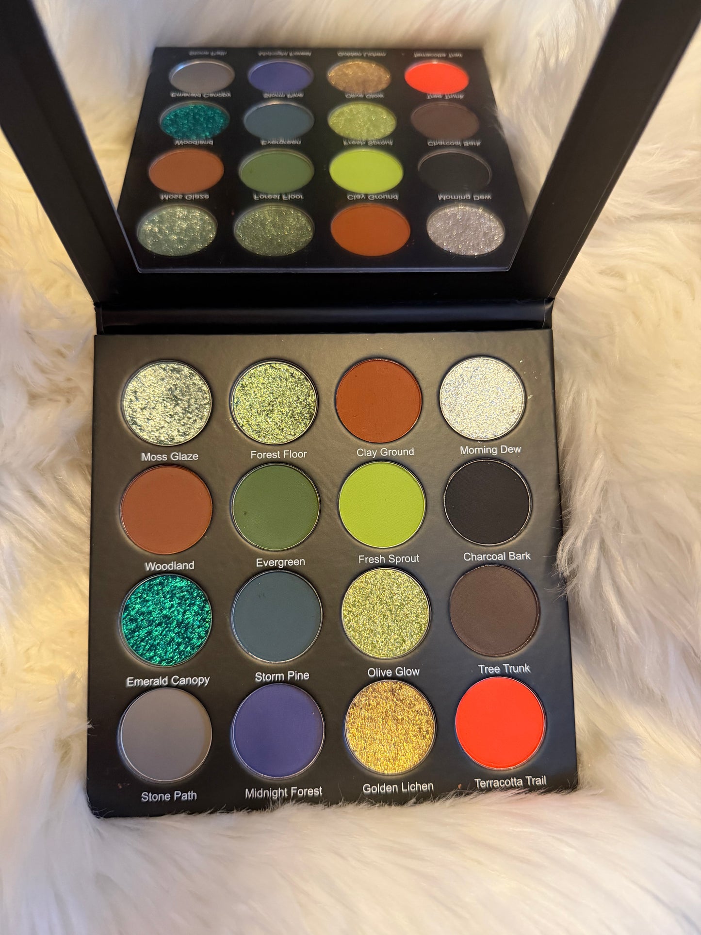 Grounded Eyeshadow Palette