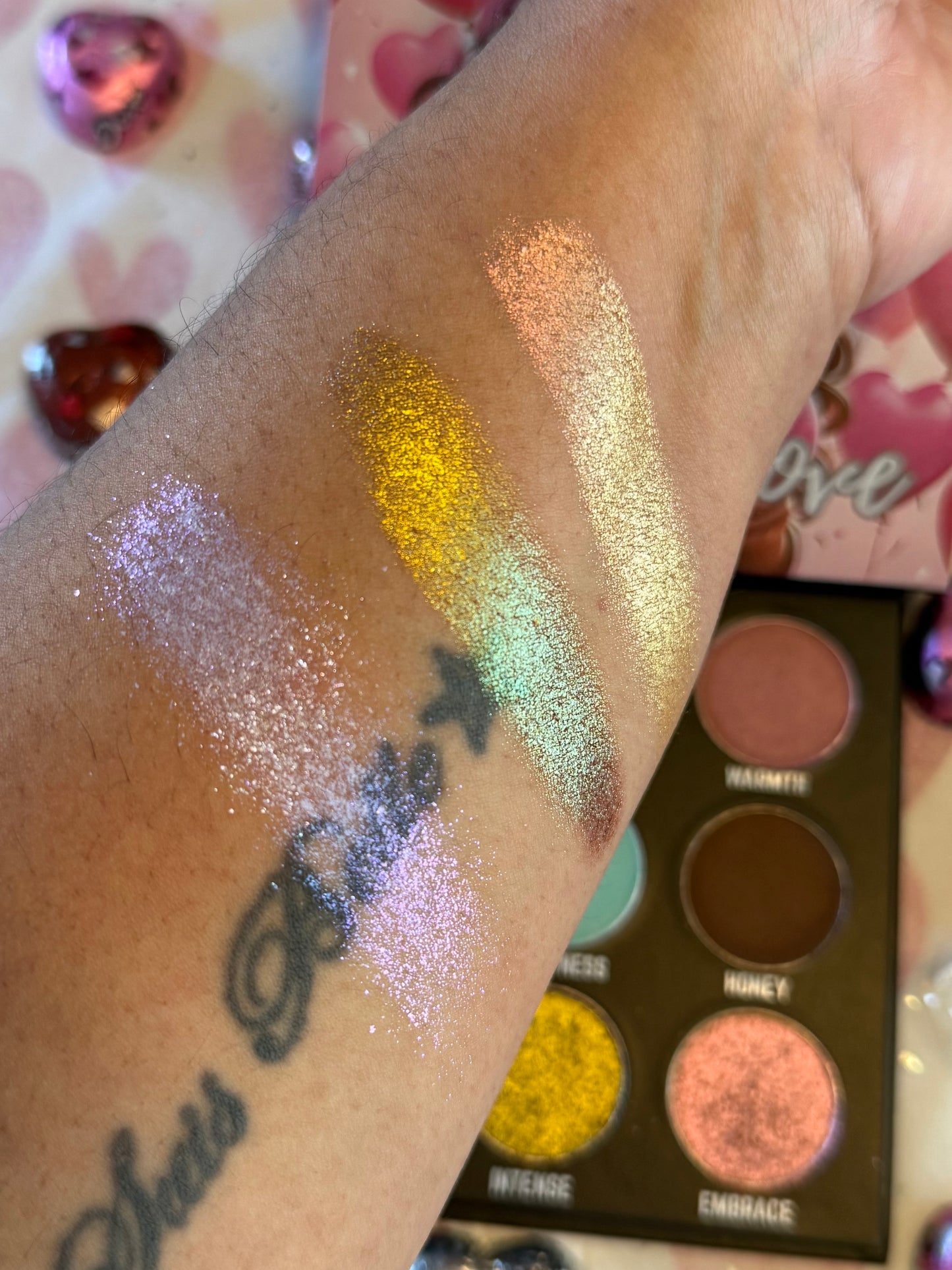 Yasmin’s “Lost In Love” Eyeshadow Palette