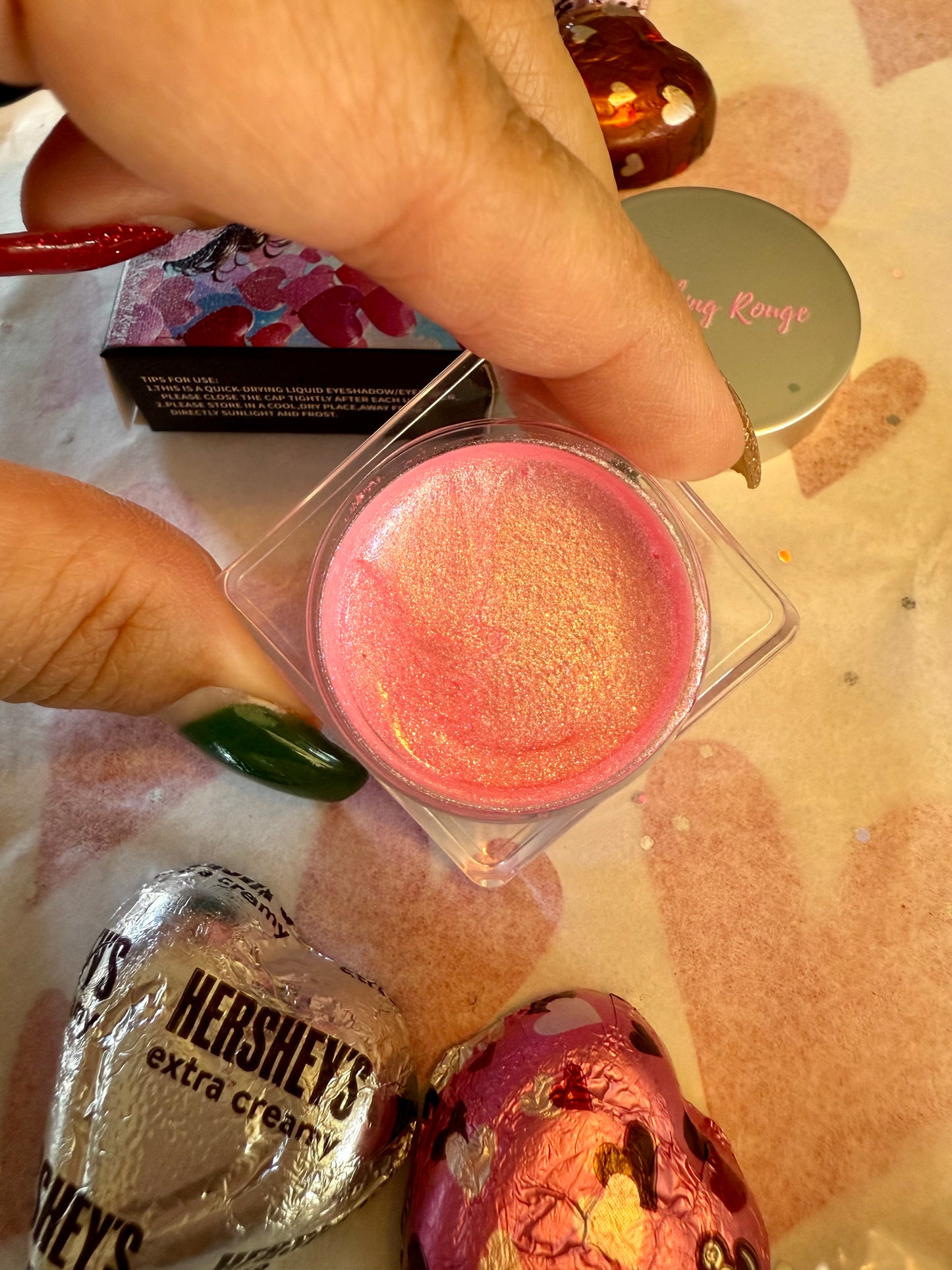Yasmin’s “Everlasting” Liquid Shimmer Eyeshadow