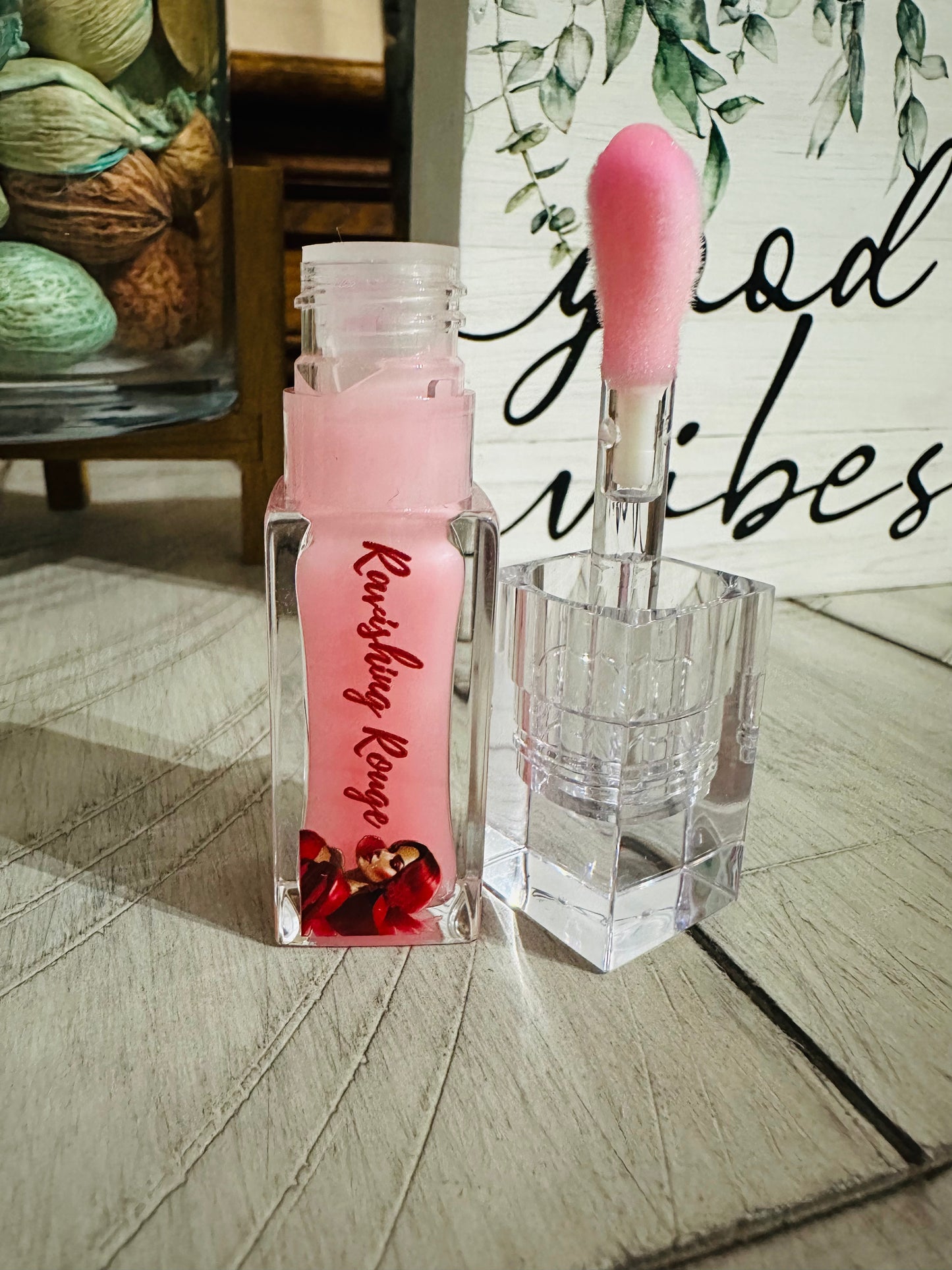 Ravishing Pout Lip Oil