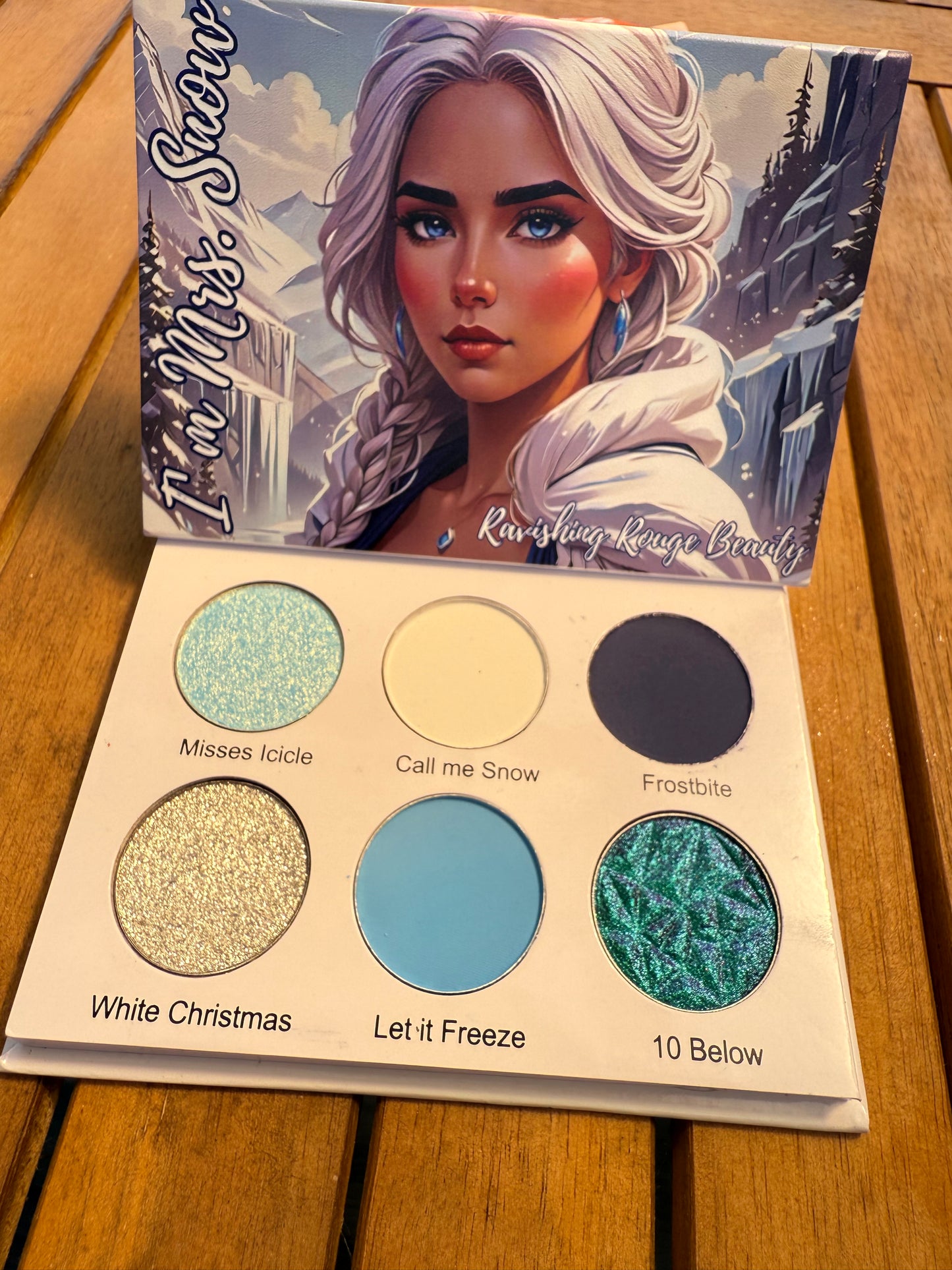 I’m Mrs. Snow Eyeshadow Palette