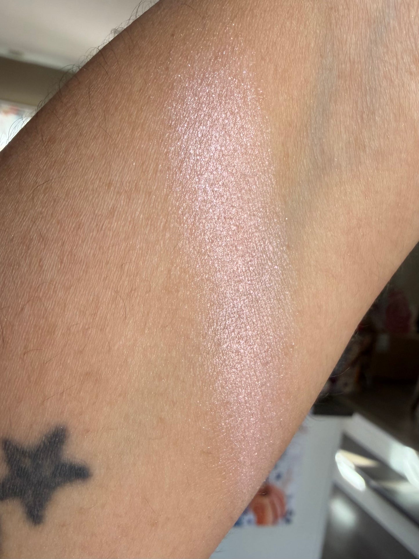 Bubblegum Shine Highlighter