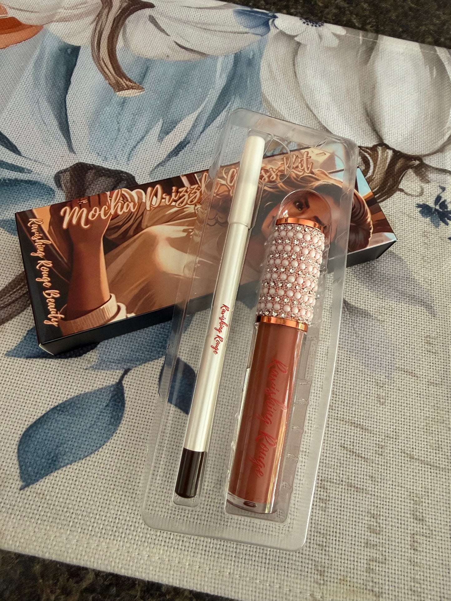 Mocha Drizzle Lip Gloss Kit