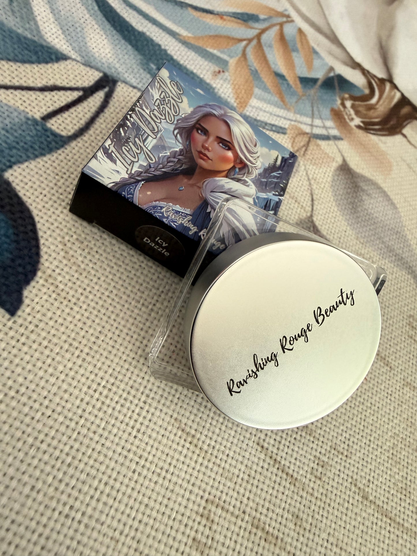 Icy Dazzle Liquid Eyeshadow Glitter