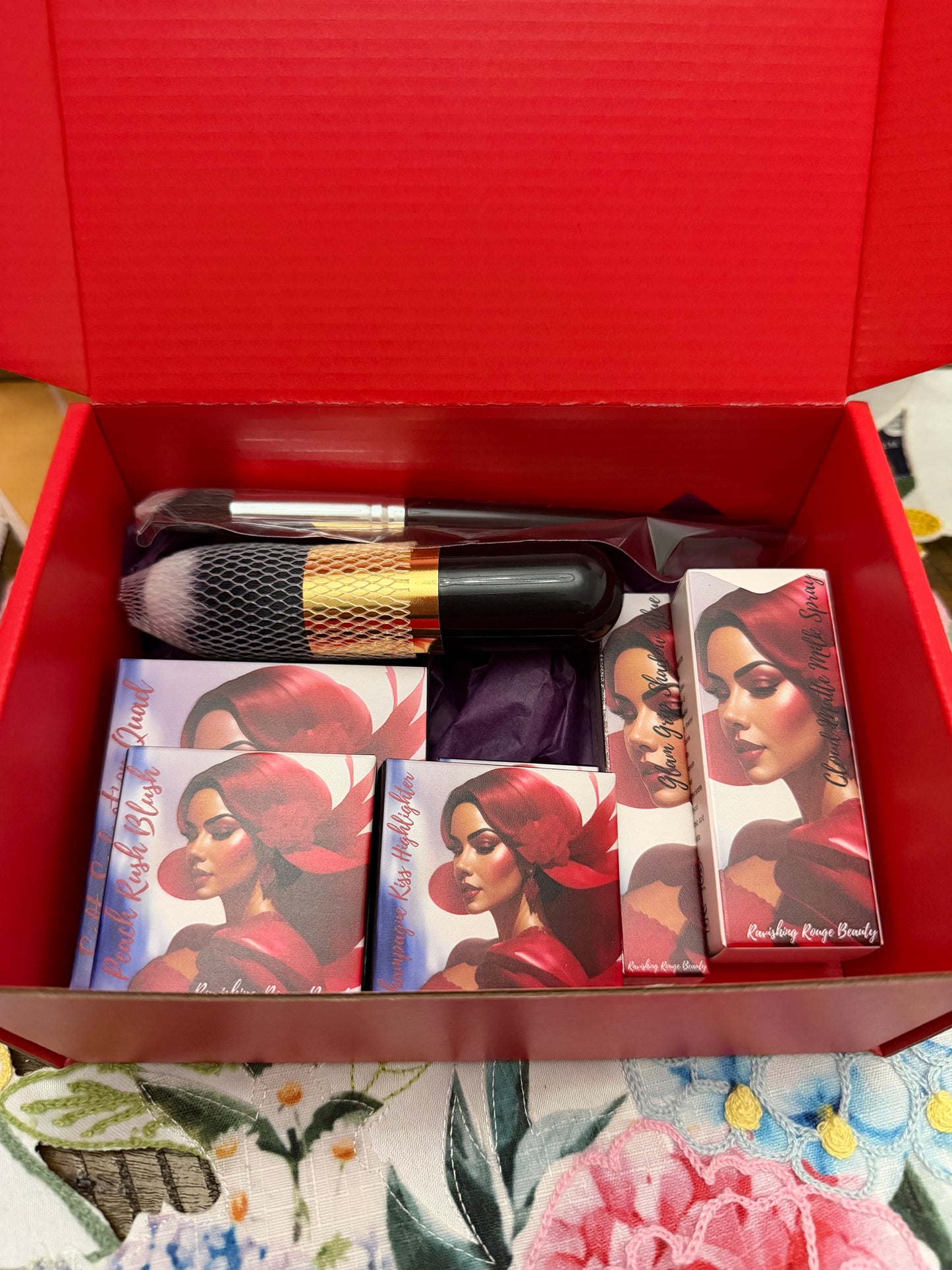 The Ravishing Experience Box (8pcs included)