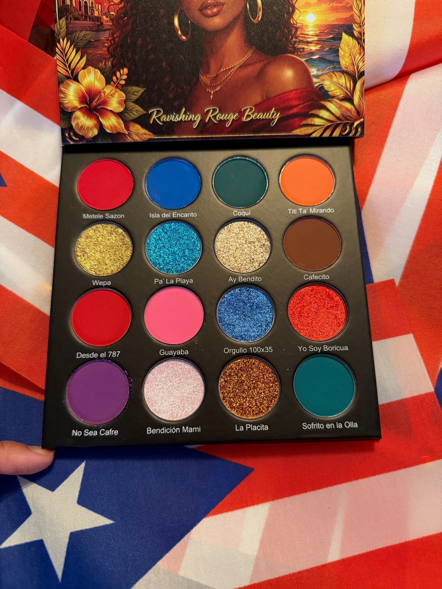 Isla Encantada Eyeshadow Palette