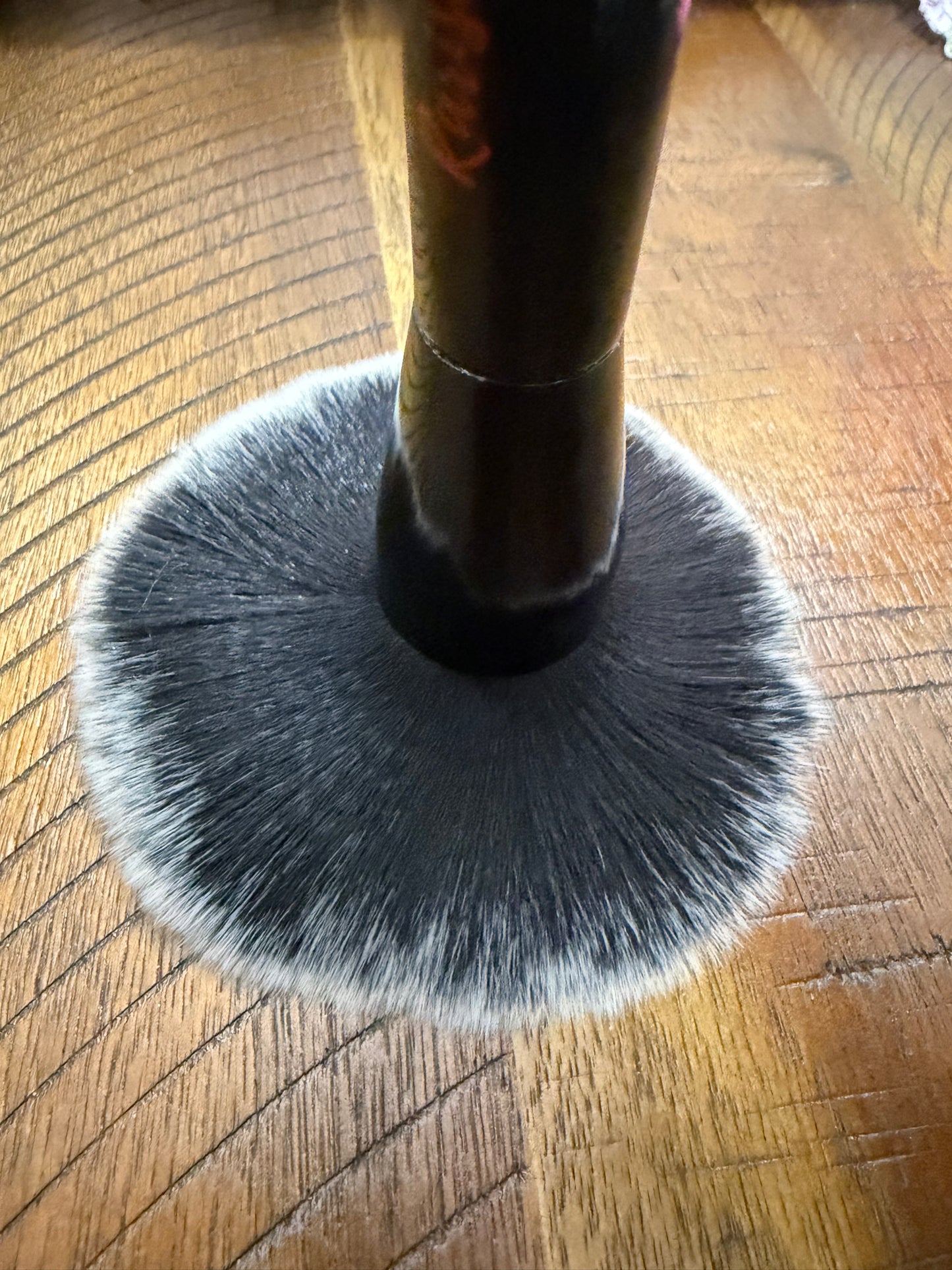 Soft Set Queen Brush