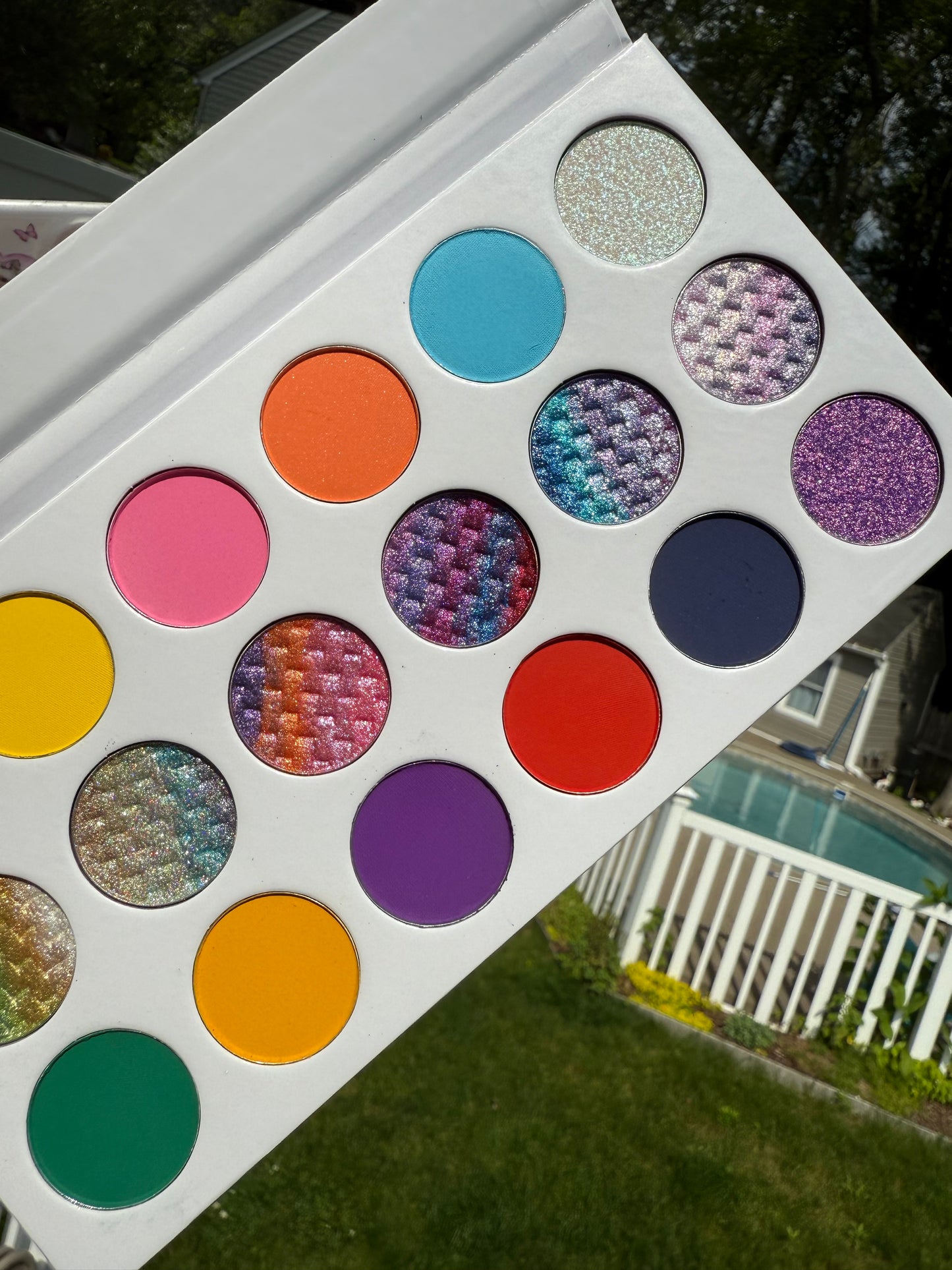 Sea Breeze Haven Eyeshadow Palette by RRB