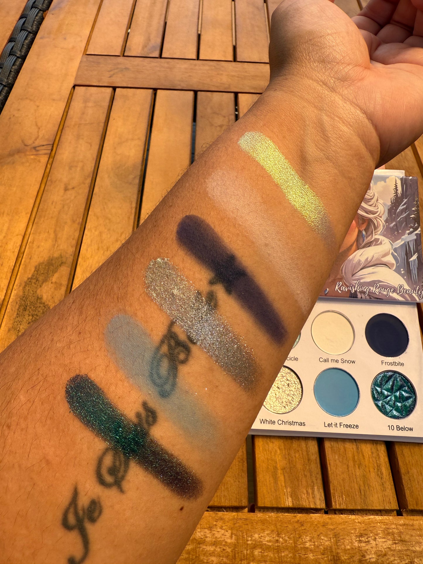 I’m Mrs. Snow Eyeshadow Palette