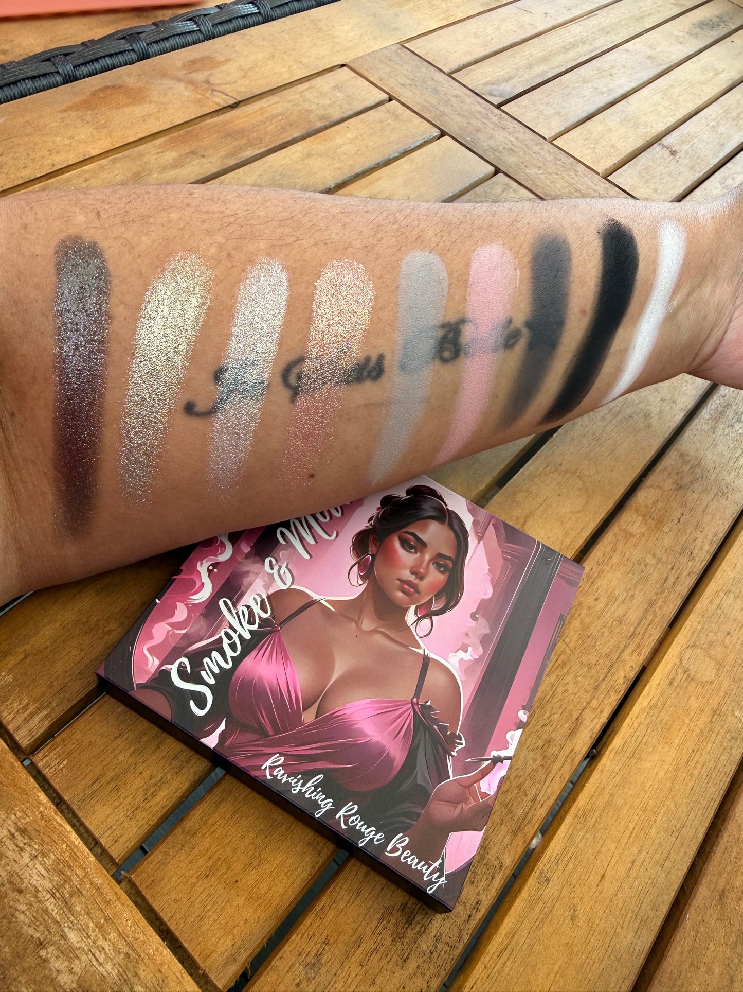 Smoke & Mirror Eyeshadow Palette